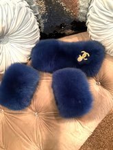 Load image into Gallery viewer, Blue Fox Fur Set
