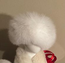 Load image into Gallery viewer, The Fox Fur &amp; Leather Hat
