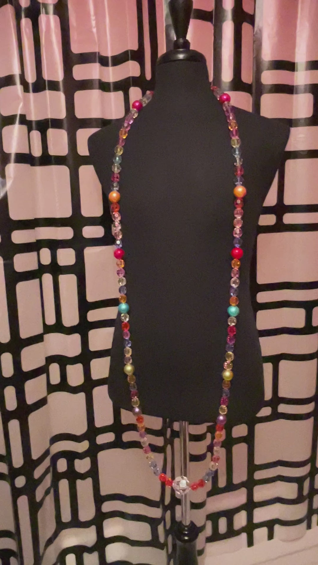 The RAINBOW BEAUTY Long Necklace